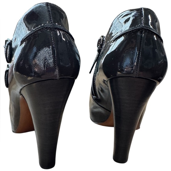 Moschino Cheap and Chic Gray Patent Leather booties Sz 38.5 Heels - Picture 4 of 7